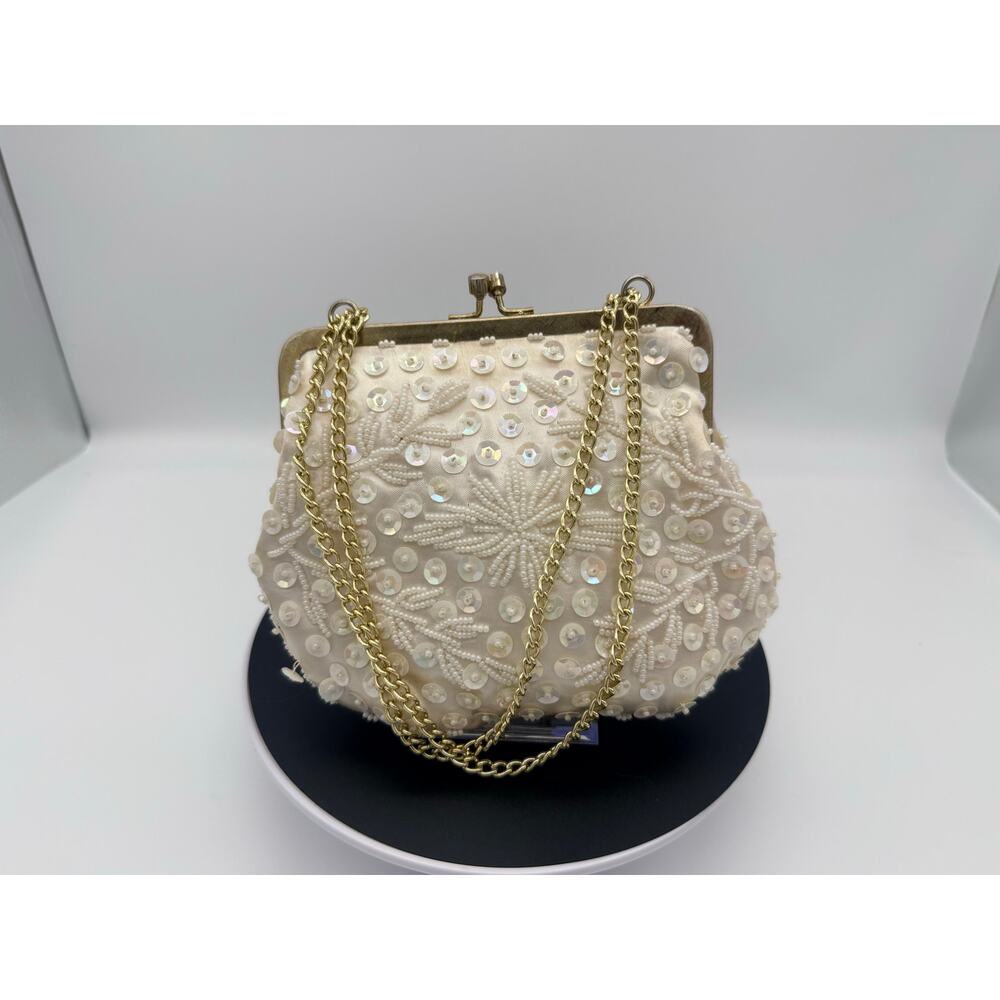 Vintage Yule Hong Kong Beaded & Sequined Cream Satin Kiss-Lock Evening Bag